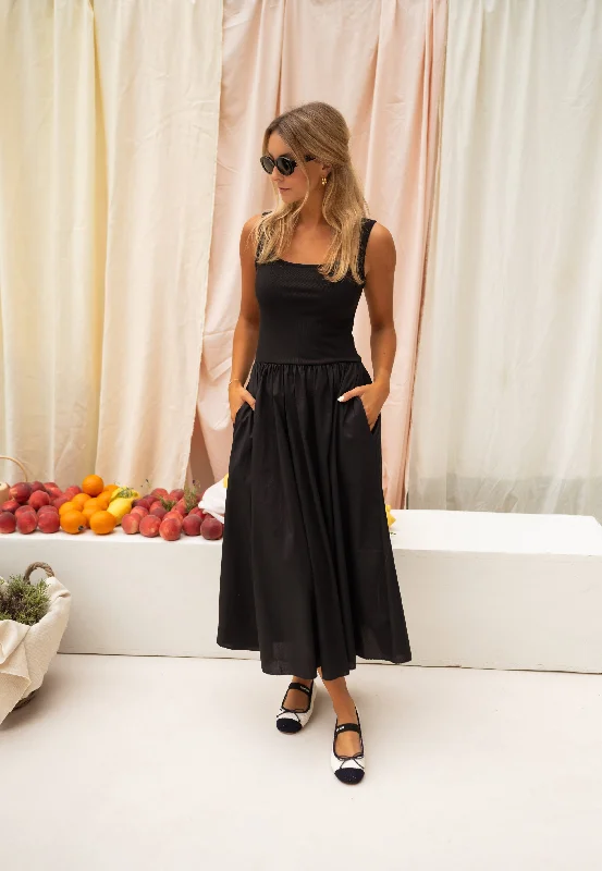 Black Anouk Dress